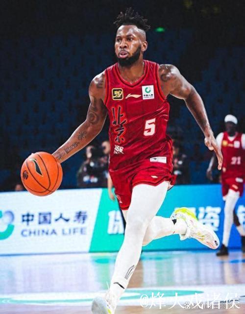 杰曼半场16分钟高效表现:14分1篮板5助攻,投篮命中率超6成 杰曼半场16分钟高效表现:14分1篮板5助攻,投篮命中率超6成